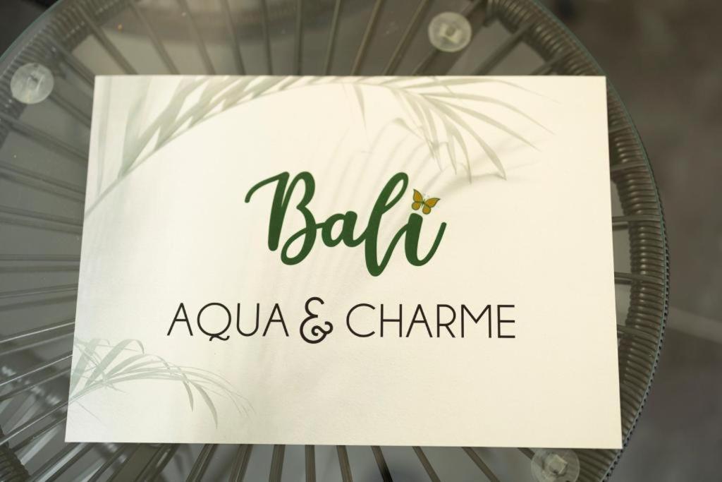 Bali Aqua&Charme Bed & Breakfast กาเอตา ภายนอก รูปภาพ